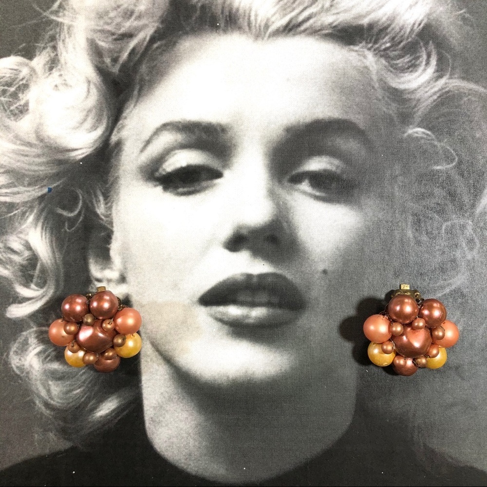 Vintage multi-brown pearl 60’s clip earrings